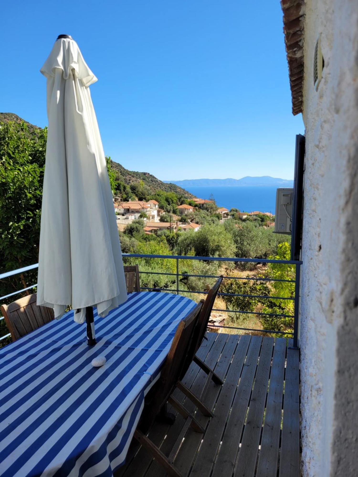 Lovely Traditionnal House With Sea View Tirós Exterior foto